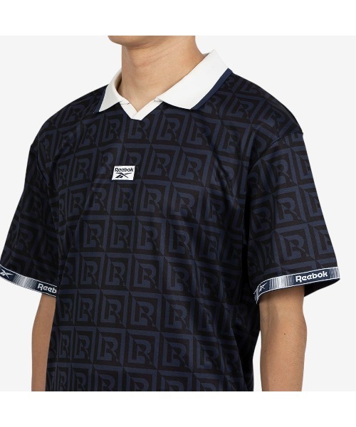 Reebok（リーボック）の「フットボール ポロシャツ / MONOGRAM FOOTBALL POLO（ポロシャツ・メンズ・ネイビー・LARGE/MEDIUM/SMALL）」の4枚目の写真