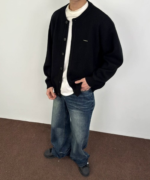 Otte(オッテ)の「ラウンドネックニットカーディガン(カーディガン/ボレロ・メンズ・ブラック/グレー・SMALL/MEDIUM/LARGE/X-LARGE)」の5枚目の写真