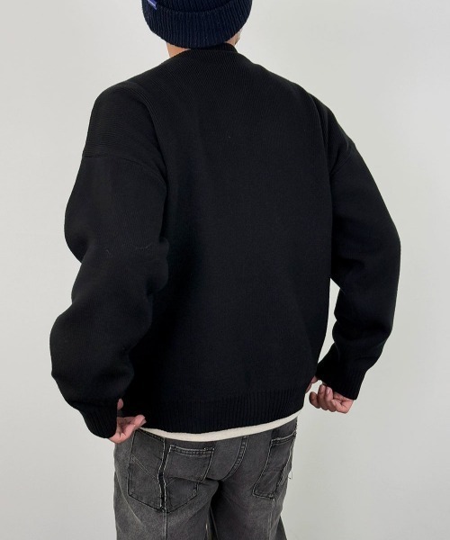 Otte(オッテ)の「ラウンドネックニットカーディガン(カーディガン/ボレロ・メンズ・ブラック/グレー・SMALL/MEDIUM/LARGE/X-LARGE)」の7枚目の写真
