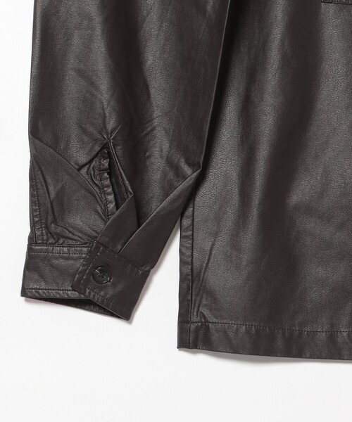 BEAMS HEART（ビームスハート）の「フェイクレザー CPO シャツ（シャツ/ブラウス・メンズ・ブラック/ダークブラウン・SMALL/MEDIUM/LARGE）」の8枚目の写真