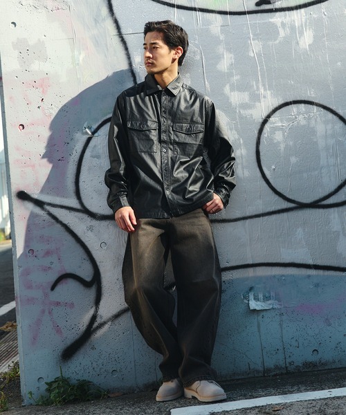 BEAMS HEART（ビームスハート）の「フェイクレザー CPO シャツ（シャツ/ブラウス・メンズ・ブラック/ダークブラウン・SMALL/MEDIUM/LARGE）」の13枚目の写真