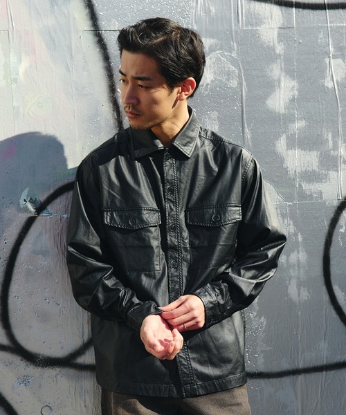 BEAMS HEART（ビームスハート）の「フェイクレザー CPO シャツ（シャツ/ブラウス・メンズ・ブラック/ダークブラウン・SMALL/MEDIUM/LARGE）」の15枚目の写真