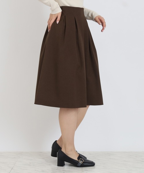 TRUDEA（トルディア）の「タックフレアスカート（スカート・レディース・ブラウン/ネイビー/ベージュ/チャコールグレー・MEDIUM/LARGE）」の18枚目の写真