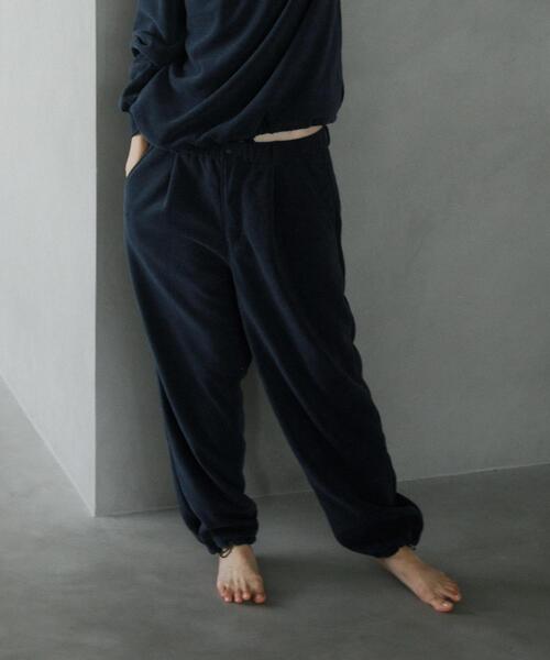 THOUSAND MILE（サウザンドマイル）の「『別注』THOUSAND MILE×URBAN RESEARCH　ニットフリースパンツ（その他パンツ・メンズ・ブラック/チャコールグレー/オフホワイト/ネイビー・MEDIUM/LARGE）」の12枚目の写真