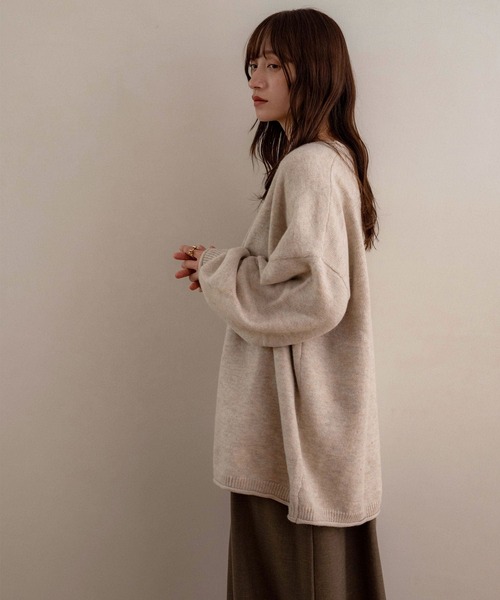 NOAHL(ノアル)の「【NOAHL】ビッグシルエットVネックカーディガン(カーディガン/ボレロ・レディース・ライトベージュ/ナチュラル/グレー・FREE)」の15枚目の写真