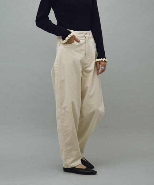 URBAN RESEARCH Sonny Label（アーバンリサーチサニーレーベル）の「コーデュロイカーブパンツ（その他パンツ・レディース・ベージュ/オフホワイト/チャコールグレー・36/38）」の6枚目の写真