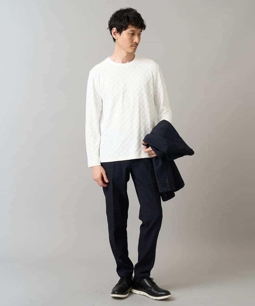 a.v.v(アーヴェヴェ)の「【ジャケット映えカットソー】ブロックリンクスジャカードクルーネックTシャツ 通勤/ビジネス/ジャケット【イージーケア/毛玉になりにくい/洗濯機で洗える】〈ON/(Tシャツ/カットソー・メンズ・ブラック/グリーン/ホワイト・46/48/50)」の15枚目の写真
