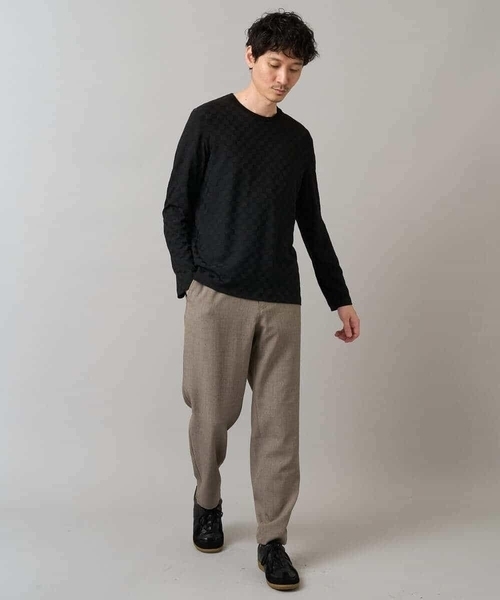 a.v.v(アーヴェヴェ)の「【ジャケット映えカットソー】ブロックリンクスジャカードクルーネックTシャツ 通勤/ビジネス/ジャケット【イージーケア/毛玉になりにくい/洗濯機で洗える】〈ON/(Tシャツ/カットソー・メンズ・ブラック/グリーン/ホワイト・46/48/50)」の22枚目の写真