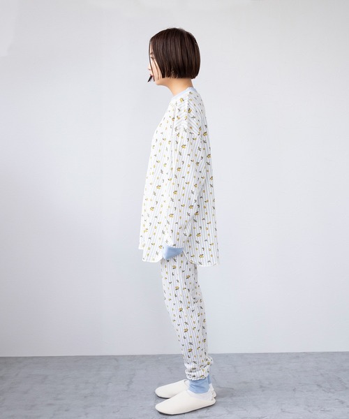 FRUIT OF THE LOOM（フルーツオブザルーム）の「レトロ調ワッフルルーム上下 / 長袖上下２点セット / ブランドロゴ総柄 / ワンマイルウェア（その他ルームウェア・レディース・サックスブルー/ピンク・M）」の17枚目の写真