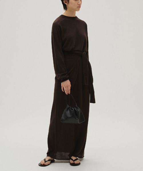 TODAYFUL(トゥデイフル)の「【TODAYFUL/トゥデイフル】Drawstring Leather Bag/ドローストリングレザーバッグ(ハンドバッグ・レディース・ブラック/ダークブラウン・FREE)」の9枚目の写真