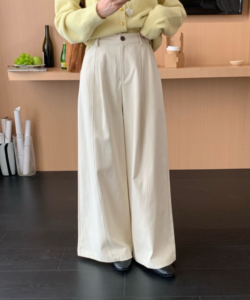 aimoha（アイモハ）の「タック ワイドパンツ（スラックス・レディース・ライトベージュ/ブラック/チョコ・LARGE/MEDIUM）」の3枚目の写真