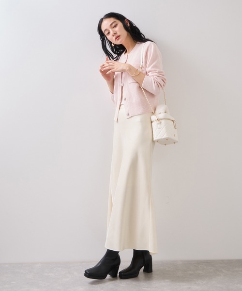 VIS（ビス）の「シャイニーナローフレアスカート（スカート・レディース・キナリ/ブラック・FREE）」の17枚目の写真