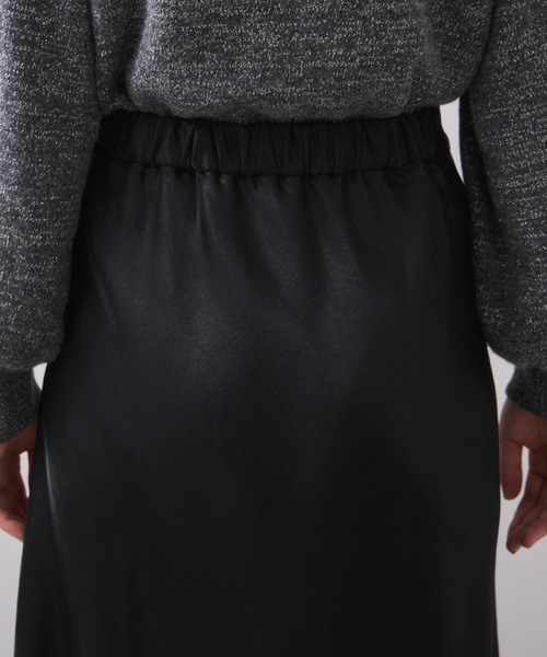 VIS（ビス）の「シャイニーナローフレアスカート（スカート・レディース・キナリ/ブラック・FREE）」の9枚目の写真