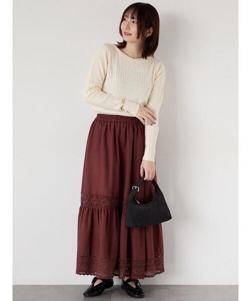 Te chichi TERRASSE（テチチテラス）の「もちもちケーブルVネックニット（ニット/セーター・レディース・オフホワイト/グレー/ブラック/レッド・F）」の8枚目の写真