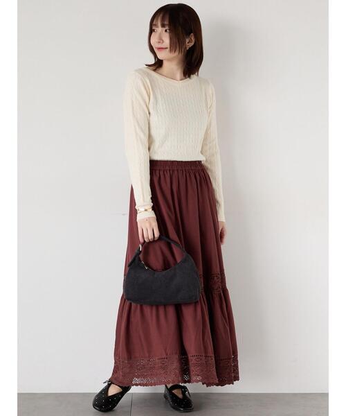 Te chichi TERRASSE（テチチテラス）の「もちもちケーブルVネックニット（ニット/セーター・レディース・オフホワイト/グレー/ブラック/レッド・F）」の9枚目の写真