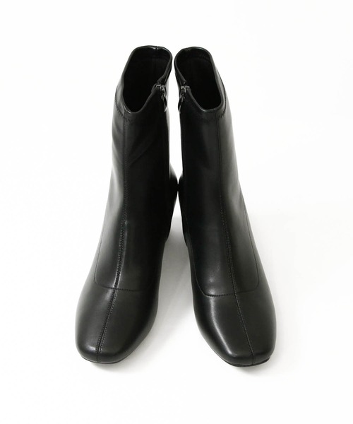 Gready Brilliant（グレディブリリアン）の「ストレッチショートブーツ（ブーツ・レディース・ブラック/グレイッシュベージュ・36/37/38）」の22枚目の写真