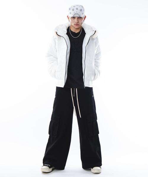 SHORT ROUND(ショートラウンド)の「SHORT ROUND/2WAYシャイニーパファーフーディー(ダウンジャケット/コート・メンズ・ブラック/ホワイト・MEDIUM/LARGE)」の3枚目の写真