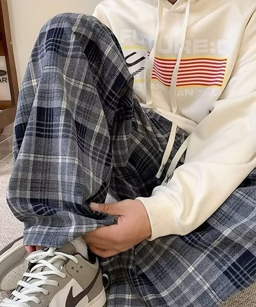 SBG(エスビー)の「SBG タータンチェック ワイドシルエットパンツ(その他パンツ・メンズ・イエロー/レッド/グレー・X-LARGE/LARGE/MEDIUM)」の9枚目の写真