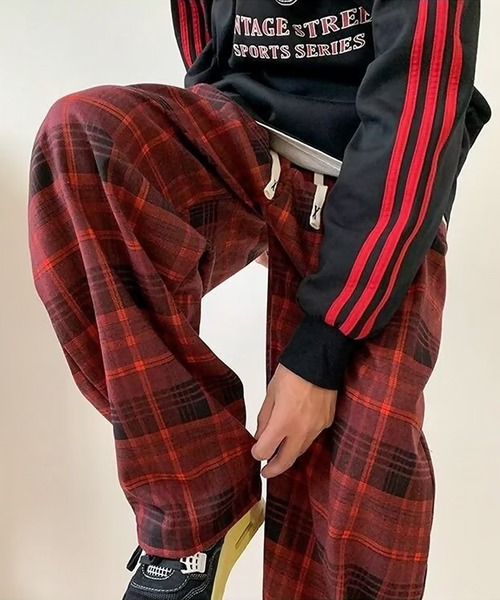 SBG(エスビー)の「SBG タータンチェック ワイドシルエットパンツ(その他パンツ・メンズ・イエロー/レッド/グレー・X-LARGE/LARGE/MEDIUM)」の15枚目の写真
