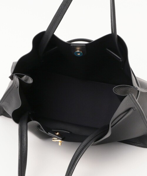 VIOLAd'ORO（ヴィオラドーロ）の「【WEB限定】VIOLAd’ORO / TRERO シュリンク クロア トートバッグ L（トートバッグ・レディース・ブラック/ブラウン系その他4・ONE SIZE）」の12枚目の写真