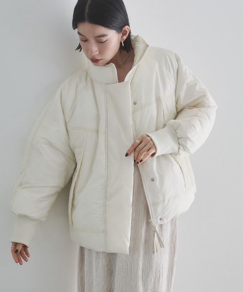 hunch（ハンチ）の「中綿 ワッシャーナイロン(撥水)ショートブルゾン（ブルゾン・レディース・オフホワイト/ブラウン/ブラック・FREE）」の7枚目の写真