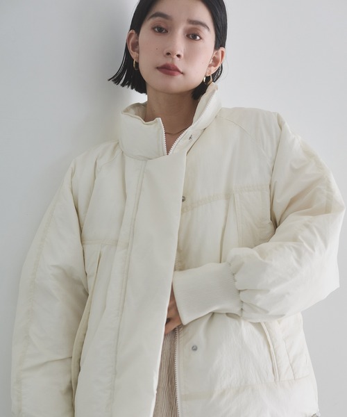 hunch（ハンチ）の「中綿 ワッシャーナイロン(撥水)ショートブルゾン（ブルゾン・レディース・オフホワイト/ブラウン/ブラック・FREE）」の8枚目の写真