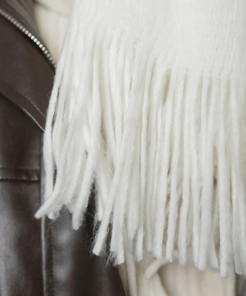 SPINNS（スピンズ）の「とろける触り心地☆冬のガーリーシャギーマフラー/ストール/レース（マフラー・レディース・ブルー/アイボリー/ピンク・ONESIZE）」の14枚目の写真