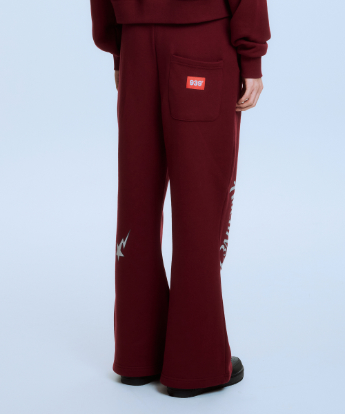 ARCHIVE BOLD（アーカイブボールド）の「STARDUST FLARE SWEAT PANTS (BURGUNDY)（スウェットパンツ・メンズ・その他・SMALL/MEDIUM）」の3枚目の写真