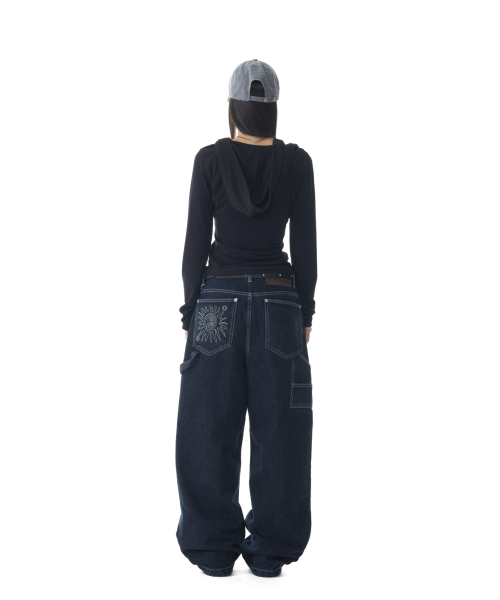 AAKAM(アーカム)の「Needlework Carpenter Denim Pants (Blue)(デニムパンツ・レディース・その他・1/2)」の8枚目の写真