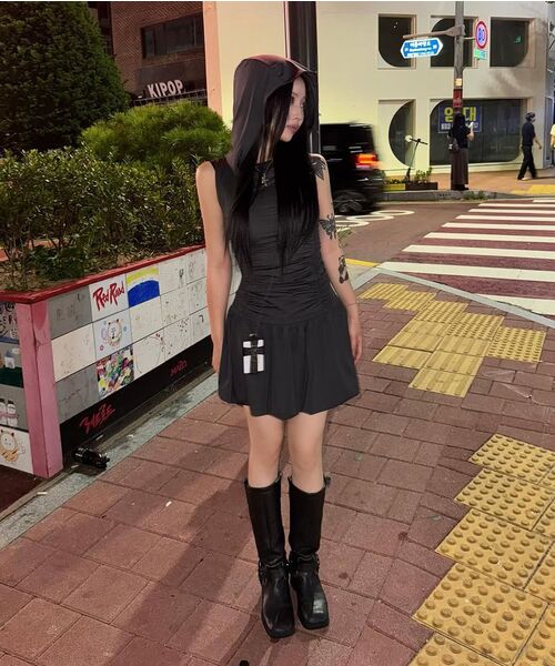 FLAREUP(フレアアップ)の「フード付きハイネックワンピース(FL-155_グレー)(ワンピース・レディース・グレー・OS)」の18枚目の写真
