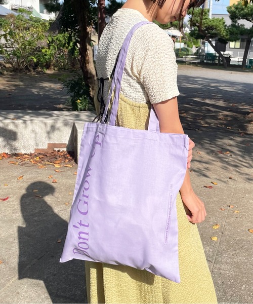 rae（レイ）の「rae ／Bright Print Tote Bag/ブライトプリントトートバッグ（トートバッグ・レディース・ダークブラウン/ブラック/ブルー/レッド/ライトパープル・FREE）」の9枚目の写真