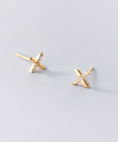 yu-ka(ユーカ)の「YU-KA:クロスデザインミニピアス cross design mini pierce(ピアス(両耳用)・レディース・ゴールド/シルバー・FREE)」の1枚目の写真
