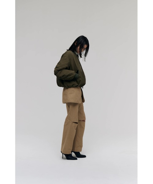 FELICITY(フェリシティ)の「Bomber Short Jacket(ブルゾン・レディース・ブラック/カーキ・2)」の8枚目の写真