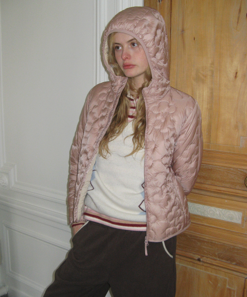 SINOON(シヌーン)の「Light Down Hoodie Jacket (Pink)(ダウンジャケット/コート・レディース・ピンク・SMALL/MEDIUM)」の3枚目の写真