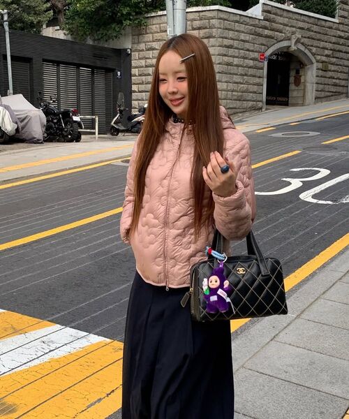 SINOON(シヌーン)の「Light Down Hoodie Jacket (Pink)(ダウンジャケット/コート・レディース・ピンク・SMALL/MEDIUM)」の5枚目の写真