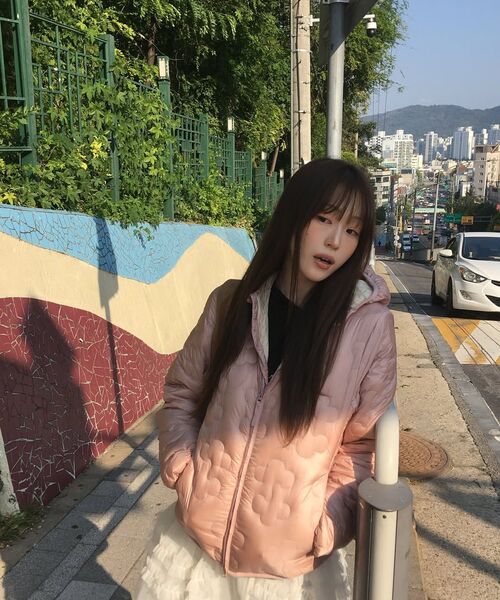 SINOON(シヌーン)の「Light Down Hoodie Jacket (Pink)(ダウンジャケット/コート・レディース・ピンク・SMALL/MEDIUM)」の6枚目の写真