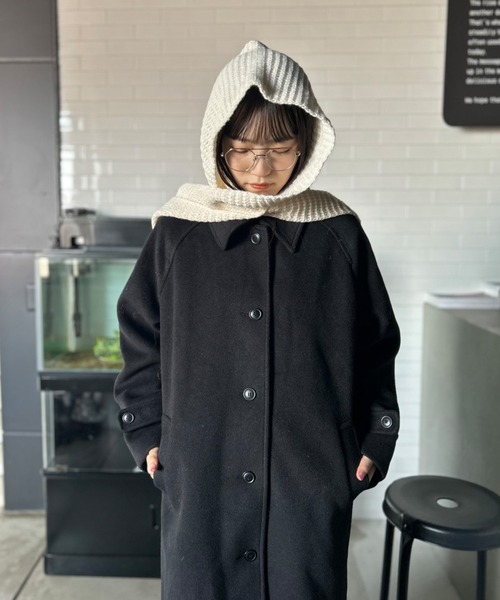 Kotoe(コトエ)の「【UNISEX】ワッフルニット フードマフラー(マフラー・レディース・ベージュ/レッド/オフホワイト/ブラウン/ブラック・FREE)」の18枚目の写真