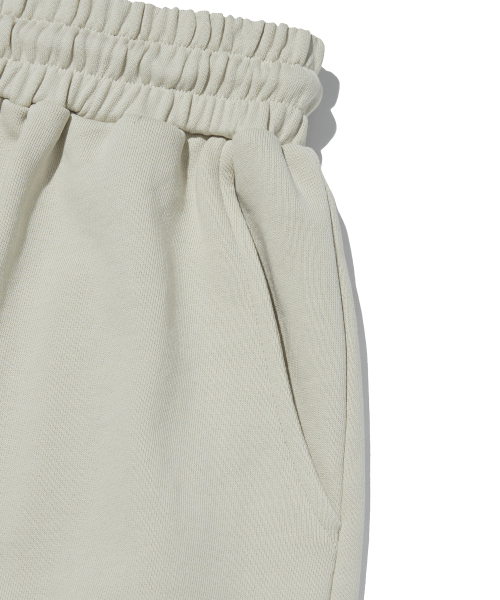 suade（スエード）の「WIDE SWEAT SHORTS [IVORY]（その他パンツ・レディース・その他・SMALL/MEDIUM/LARGE）」の6枚目の写真