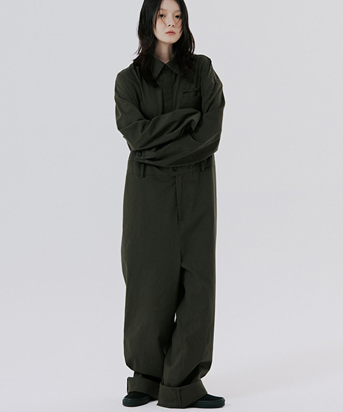 MALEN(マレン)の「ユニセックスジャンプスーツカーキ(つなぎ/オールインワン・レディース・その他・LARGE/MEDIUM/X-LARGE)」の1枚目の写真