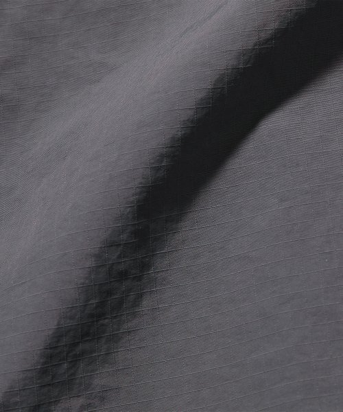 WMC(ダブリューエムシー)の「リップストップジッパーカーゴパンツ_CHARCOAL GREY(スウェットパンツ・レディース・ダークグレー・30(M)/32(L))」の10枚目の写真