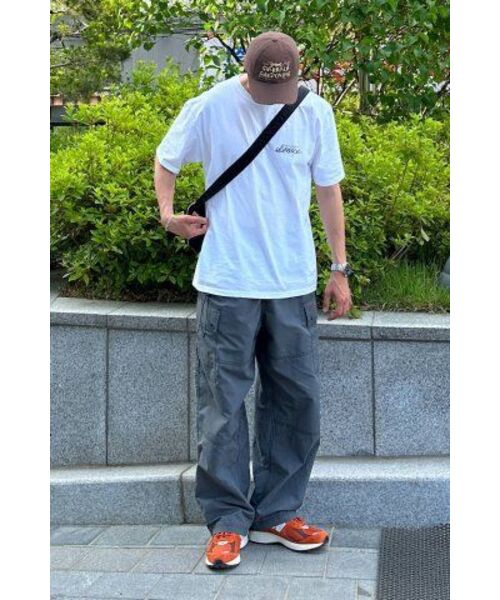 WMC(ダブリューエムシー)の「リップストップジッパーカーゴパンツ_CHARCOAL GREY(スウェットパンツ・レディース・ダークグレー・30(M)/32(L))」の11枚目の写真