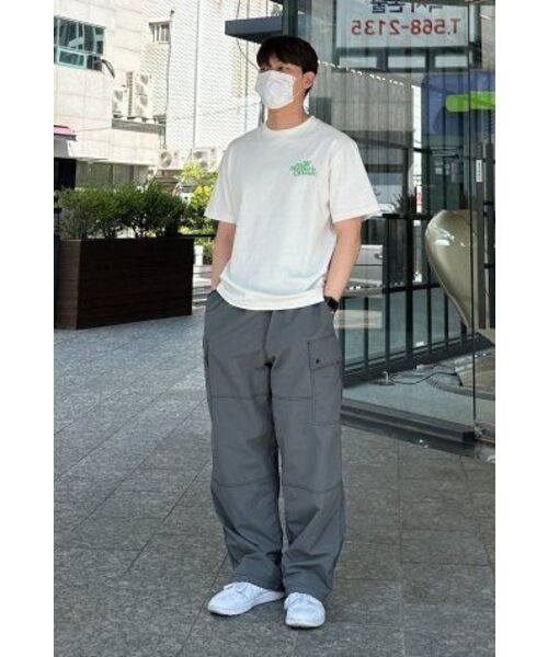 WMC(ダブリューエムシー)の「リップストップジッパーカーゴパンツ_CHARCOAL GREY(スウェットパンツ・レディース・ダークグレー・30(M)/32(L))」の14枚目の写真
