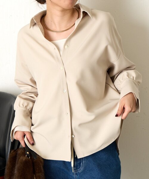 Jena espace merveilleux(ジェナ エスパスメルヴェイユ)の「【春まで着れる】バックダブルタックシャツ(シャツ/ブラウス・レディース・イエロー/オフホワイト/ベージュ・FREE)」の15枚目の写真