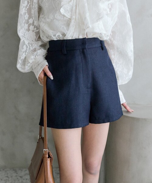 mystic（ミスティック）の「ＴＲショートパンツ（その他パンツ・レディース・ベージュ/ブラック/アイボリー/ネイビー・2/1）」の12枚目の写真