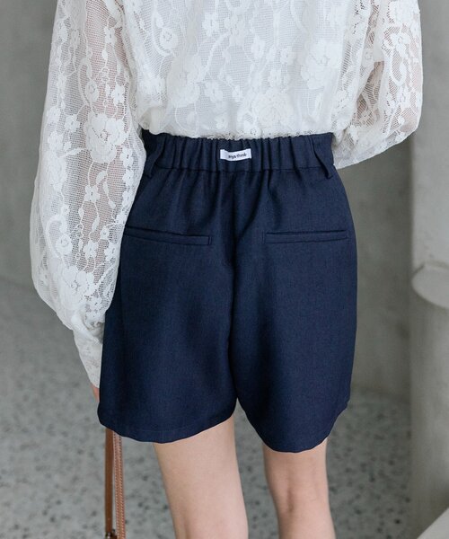 mystic（ミスティック）の「ＴＲショートパンツ（その他パンツ・レディース・ベージュ/ブラック/アイボリー/ネイビー・2/1）」の14枚目の写真