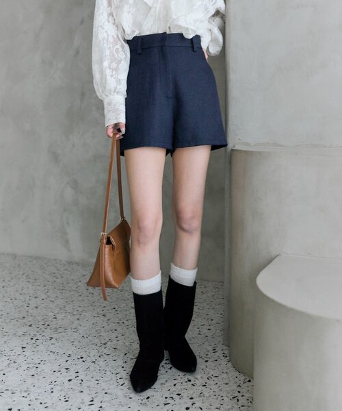 mystic（ミスティック）の「ＴＲショートパンツ（その他パンツ・レディース・ベージュ/ブラック/アイボリー/ネイビー・2/1）」の18枚目の写真