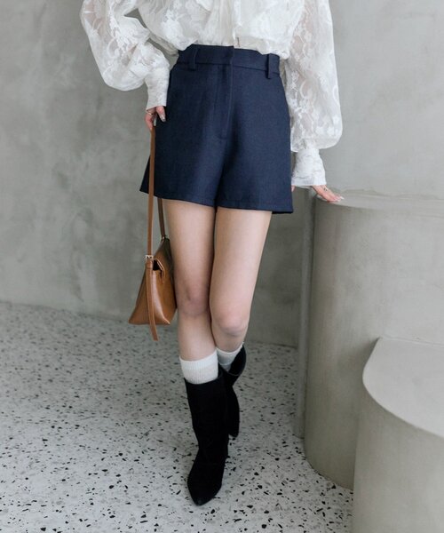 mystic（ミスティック）の「ＴＲショートパンツ（その他パンツ・レディース・ベージュ/ブラック/アイボリー/ネイビー・2/1）」の19枚目の写真