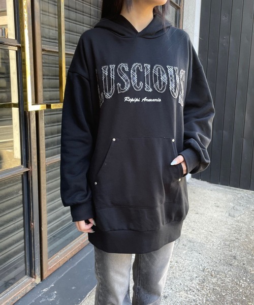 repipi armario（レピピ アルマリオ）の「ワッペンフーディミニワンピ―ス（ワンピース・キッズ・ブラック/グレー/オートミール・SMALL/MEDIUM/LARGE）」の2枚目の写真