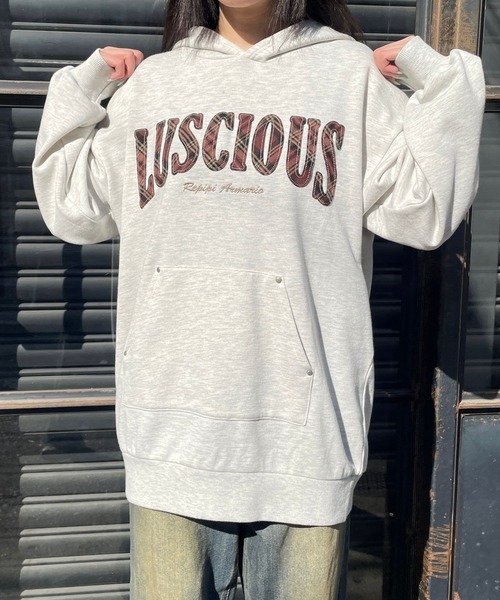 repipi armario（レピピ アルマリオ）の「ワッペンフーディミニワンピ―ス（ワンピース・キッズ・ブラック/グレー/オートミール・SMALL/MEDIUM/LARGE）」の8枚目の写真