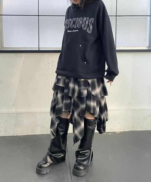 repipi armario（レピピ アルマリオ）の「ワッペンフーディミニワンピ―ス（ワンピース・キッズ・ブラック/グレー/オートミール・SMALL/MEDIUM/LARGE）」の17枚目の写真